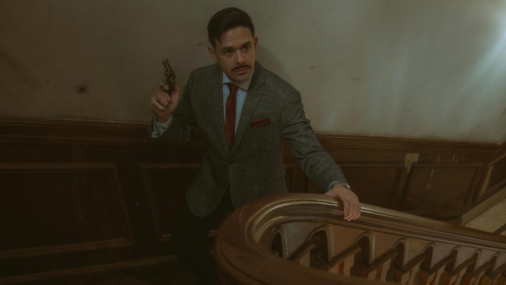 how to build tension in a thriller novel